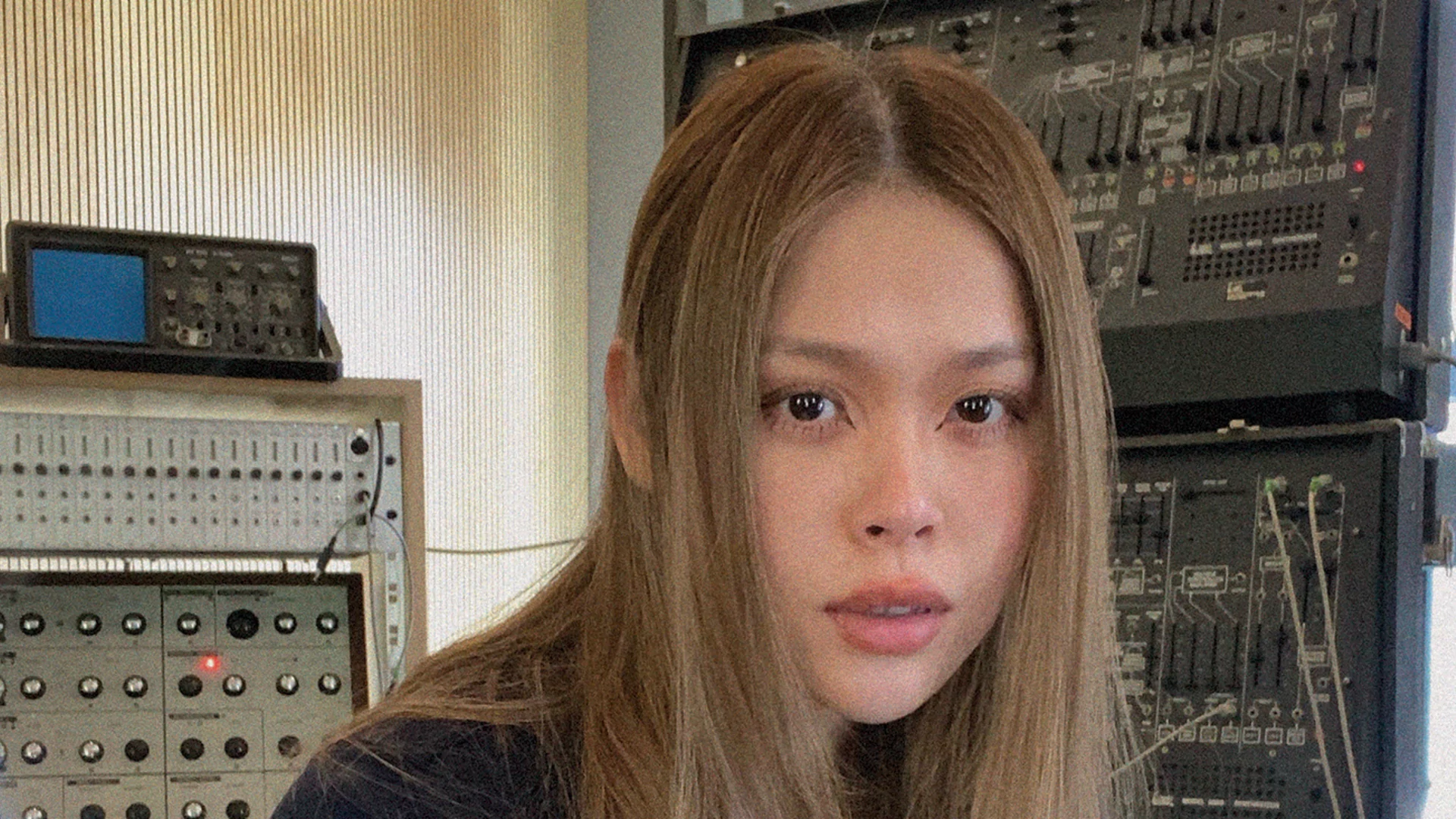 Suki Sou in the studio